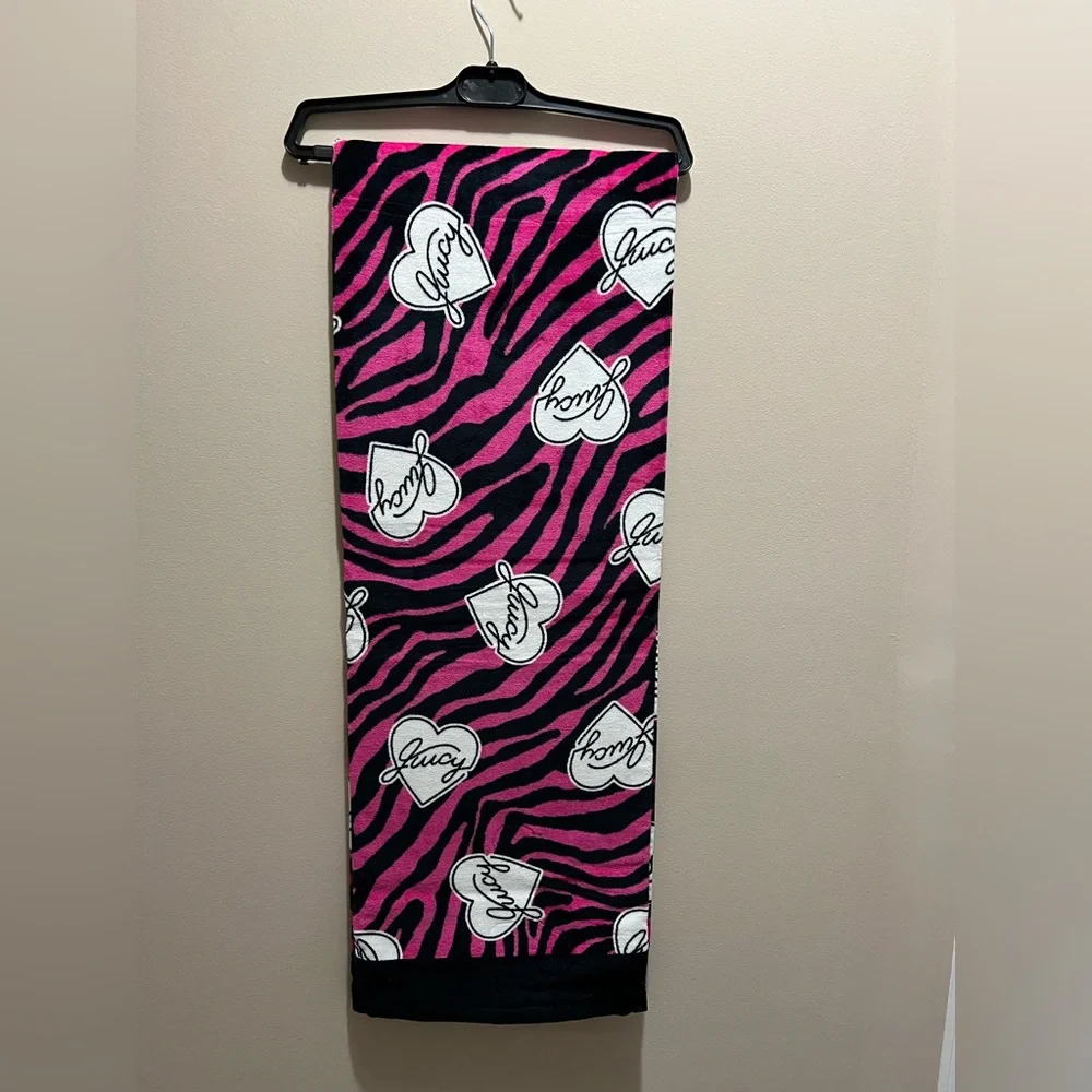 Juicy couture beach towel